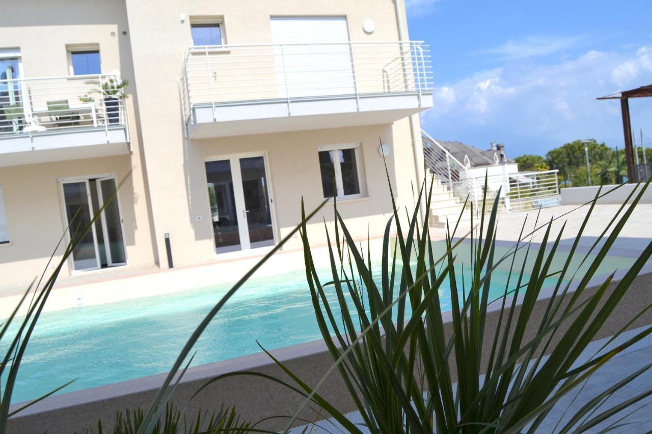 Aura Ar Holiday-home *